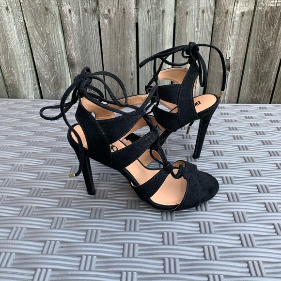 BONGO Black Tie Up Heels π€ - Picture 2 of 4